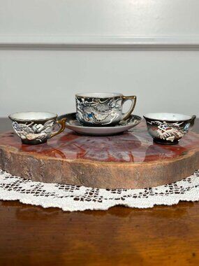 Japanese porcelain dragon ware mini tea set